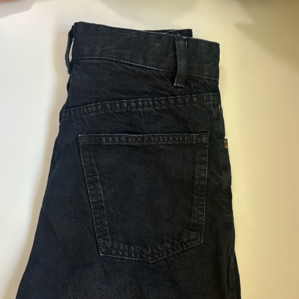 Zara Women’s washed out black high ride jeans